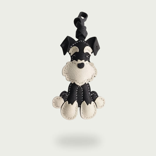 Bijou de sac en cuir de mouton noir, en forme de chien Schnauzer, accessoire chic et original pour sacs à main.