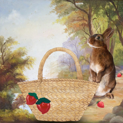 Bijou de sac en cuir véritable, couleur rouge et verten forme de fraise, idéal pour personnaliser sacs à main et porte-clés.